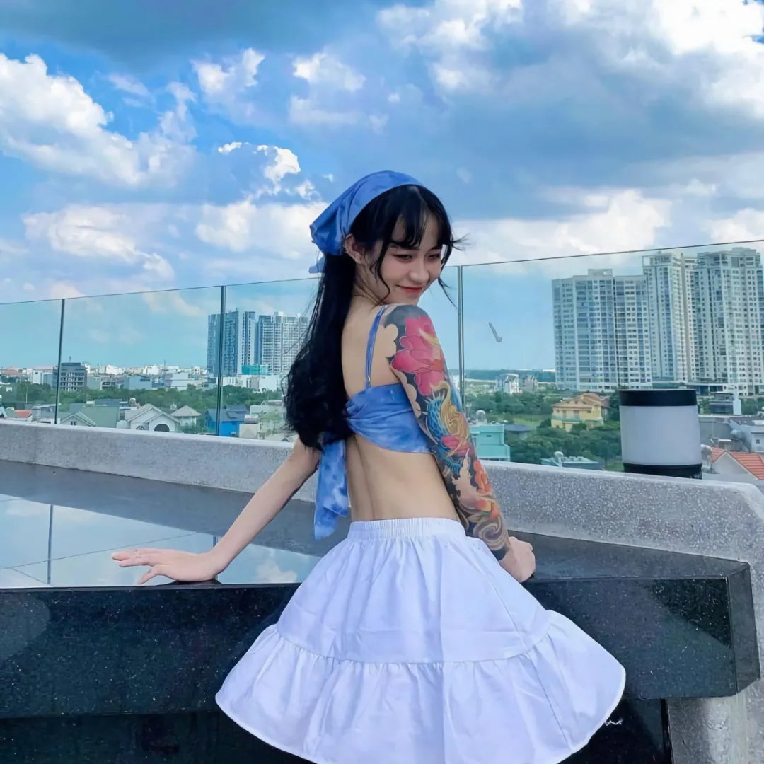 公园里的女孩